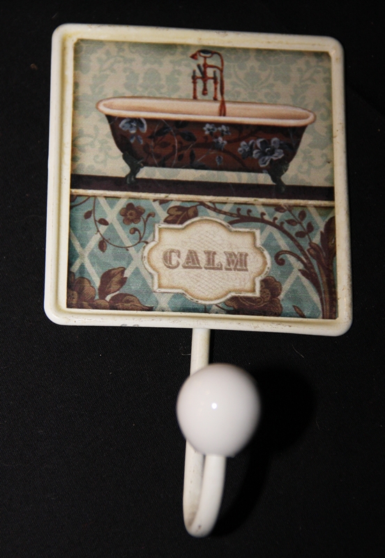 calm-hanger